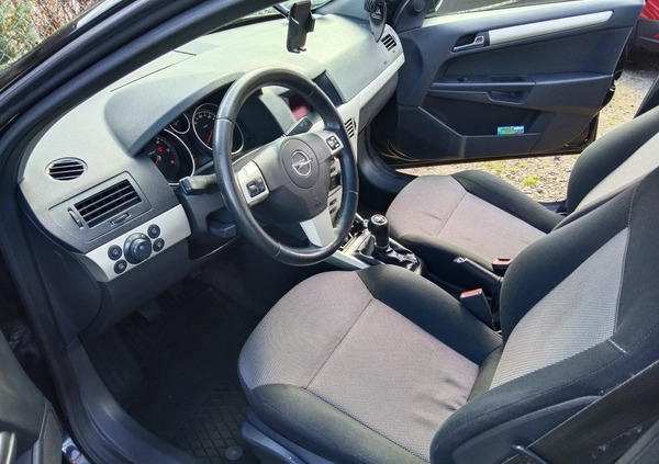 Opel Astra cena 9600 przebieg: 292000, rok produkcji 2009 z Mszczonów małe 22